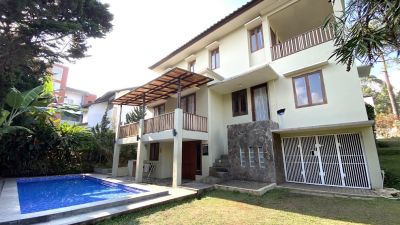 Villa bisa 30 orang atau lebih di Bandung