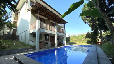 Villa bisa 30 orang atau lebih di Bandung