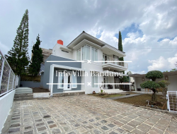 Sewa villa di Lembang untuk rombongan 25 orang