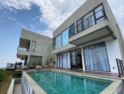 Villa SJK, Bangunan 2 Lantai dengan 4 Kamar Tidur
