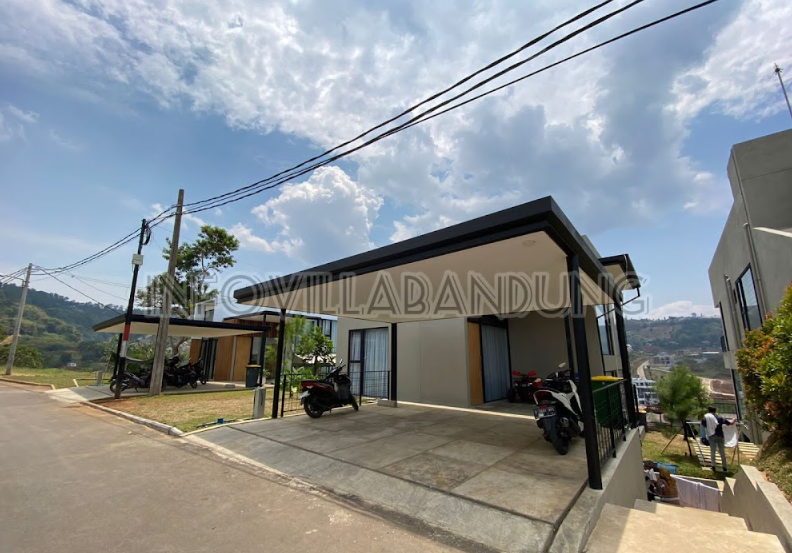 Villa SJK, Bangunan 2 Lantai dengan 4 Kamar Tidur