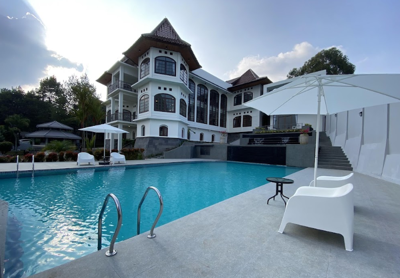 Villa Sultan Untuk Rombongan 50 Orang