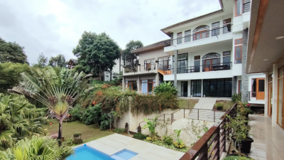 Villa Kapasitas 50 Orang di Bandung, Punya 12 Kamar Tidur