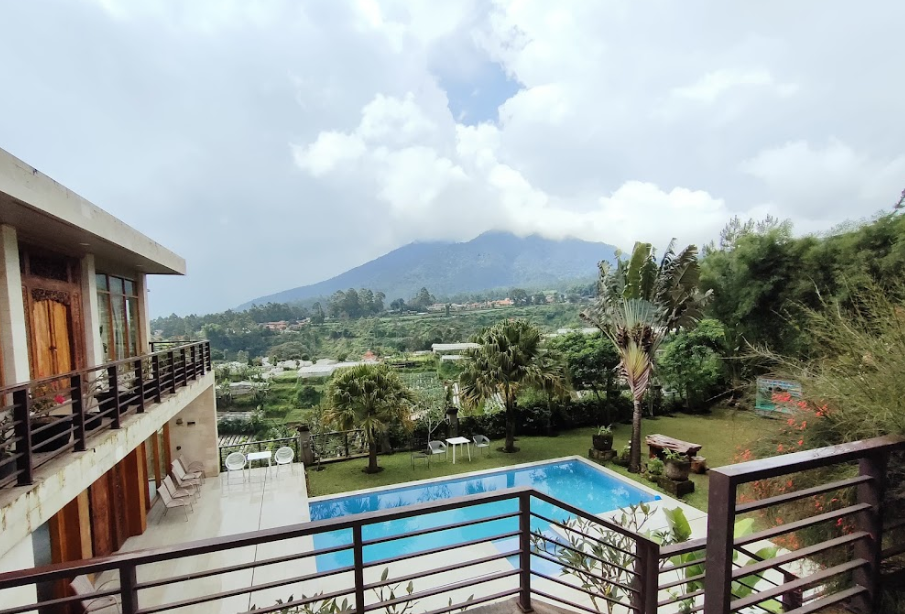 Villa Kapasitas 50 Orang di Bandung
