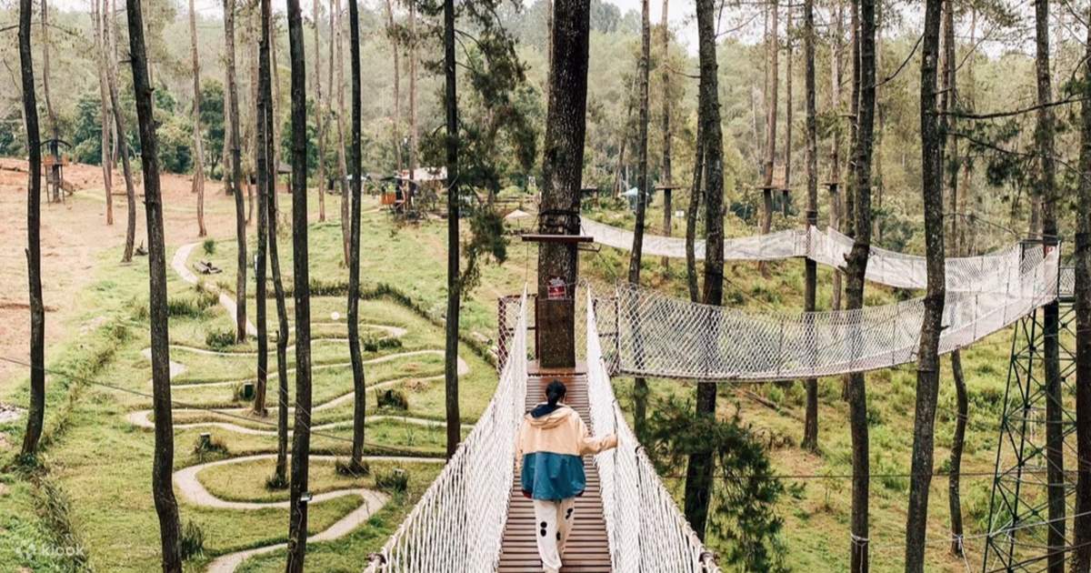 Villa Dekat Orchid Forest Lembang untuk Liburan Adem dan Private